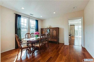 Huge Formal Dining room for Entertainments