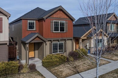 61201 Dayspring Dr, Bend, OR 97702 - photo 2