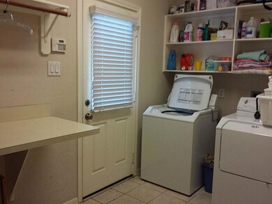 11837 White Oak Pass, Conroe, TX 77385 - photo 7