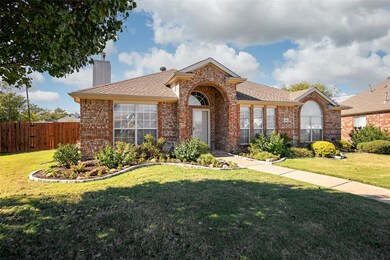501 Haymeadow Dr, Wylie, TX 75098 - photo 2