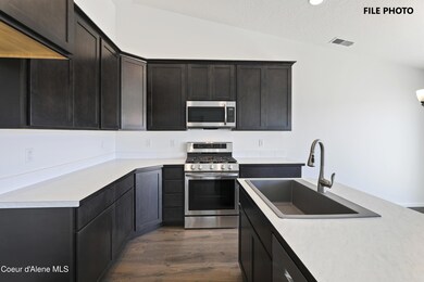 File Photo C1416 kitchen (2)