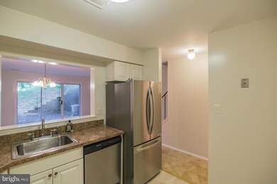 1836 Bronzegate Blvd, Silver Spring, MD 20904 - photo 5