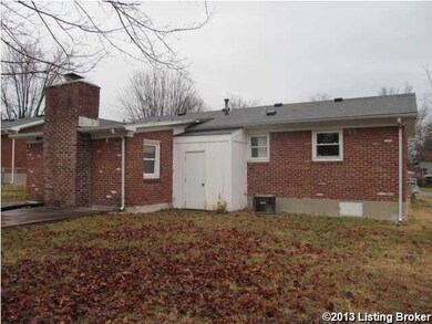 8114 Jasmine Ln, Louisville, KY 40228 - photo 2