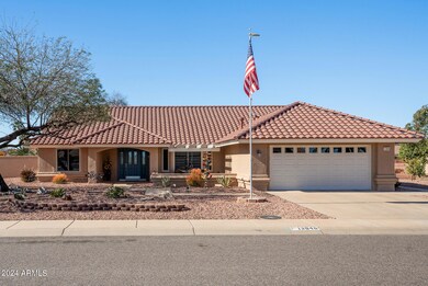 01_13948_W_White_Wood1_mls