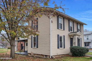 813 Elm St, Watsontown, PA 17777 - photo 2
