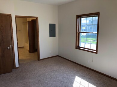 4511-Twain-Circle-202-12