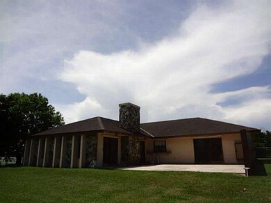 17601 SW 65th Ct, Southwest Ranches, FL 33331 - photo 2