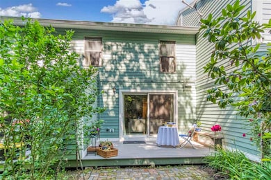 203 Piscassic St, Newmarket, NH 03857 - photo 3