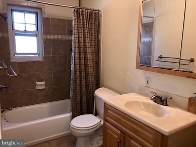 103 Orchard Ave, Hightstown, NJ 08520 - photo 5