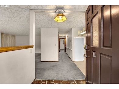 3704 NE 45th St, Vancouver, WA 98661 - photo 5