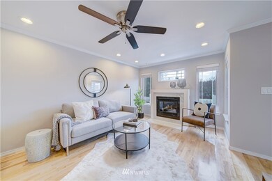 Living room with Gas fireplace