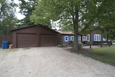 322 Academy, Allegan, MI 49010-3
