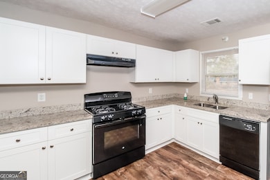 4540 Kent Rd, Atlanta, GA 30337 - photo 5