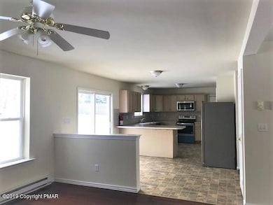 412 Mountain Rd, Albrightsville, PA 18210 - photo 2