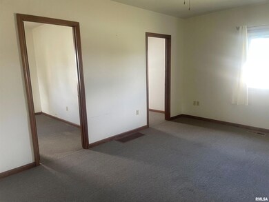 920 N State St, Macomb, IL 61455 - photo 4