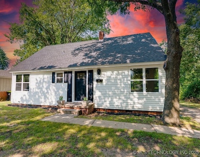 531 N Crownpoint Dr, Ada, OK 74820 - photo 2