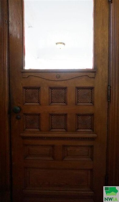 302 E Main St, Elk Point, SD 57025 - photo 4