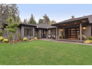 18035 Skyland Cir, Lake Oswego, OR 97034 - photo 3