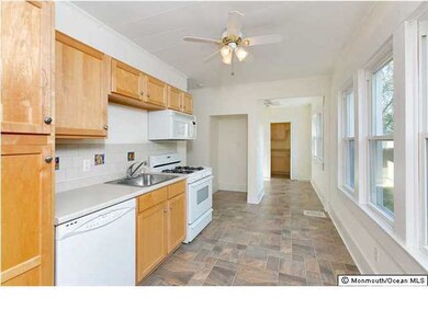 408 Lareine Ave