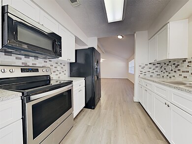 9805 Ibis Ln, Conroe, TX 77385 - photo 5