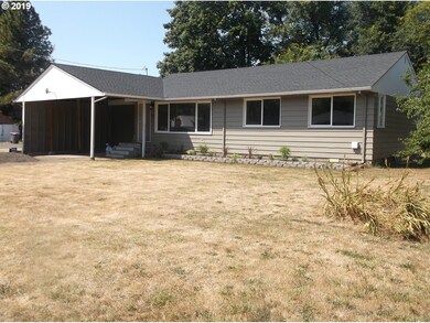 643 NW Yamhill St, Sheridan, OR 97378 - photo 2