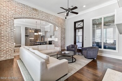 202 Biltmore Way-2