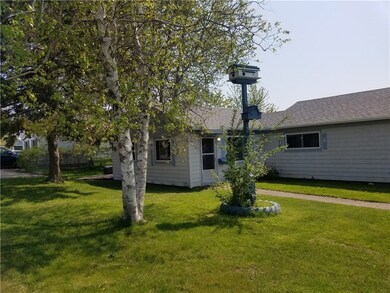 1 Bristol Rd unit B, Middletown, RI 02842 - photo 3