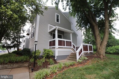 12944B Grays Pointe Rd, Fairfax, VA 22033 - photo 3