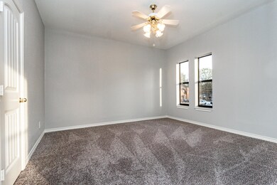 909 Sandefur St, Longview, TX 75601 - photo 5