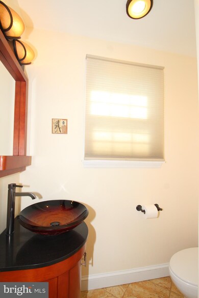 3 S Dillwyn Rd, Newark, DE 19711 - photo 5