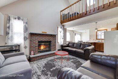 4628 Burnside Dr, Tobyhanna, PA 18466 - photo 5