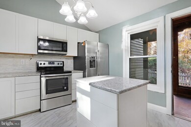 14 Shagbark Ln, Harpers Ferry, WV 25425 - photo 4