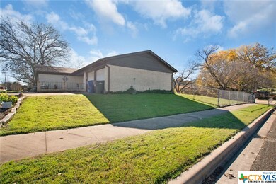 1802 Phyllis Dr, Copperas Cove, TX 76522 - photo 3