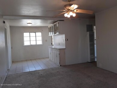 1100 Gladeview dining room and living ro