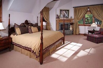 Guest bedroom
