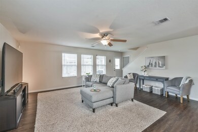 Formal Living Area 19x18