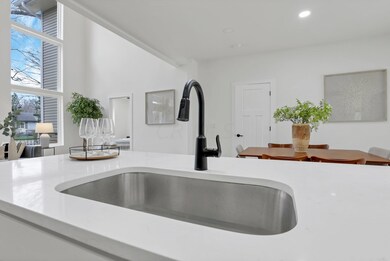 611 Yaronia Dr S, Columbus, OH 43214 - photo 7