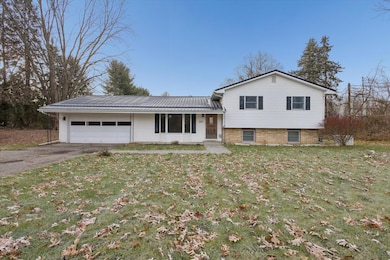1622 Watkins Rd, Battle Creek, MI 49015 - photo 2