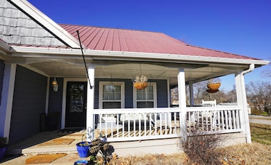 500 S Mill St, Grove, OK 74344 - photo 4