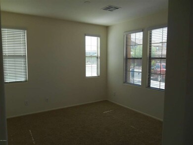FRONT OFC/DEN/STUDY