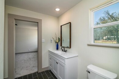 484 Sandlin Ln, Springtown, TX 76082 - photo 6