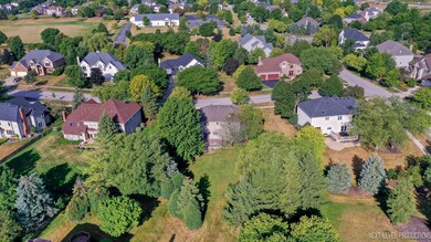 4388 Camelot Cir, Naperville, IL 60564 - photo 6