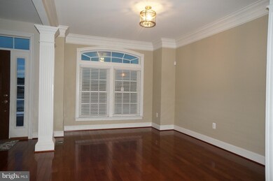 42591 Voormeade Terrace, Chantilly, VA 20152 - photo 5