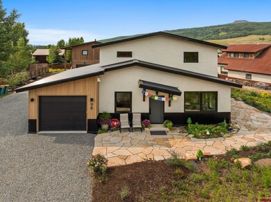 98 Floyd Ave, Crested Butte, CO 81224 - photo 2