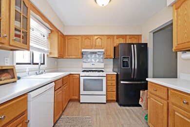 5559 Waldeck Crossing, Minneapolis, MN 55432 - photo 6