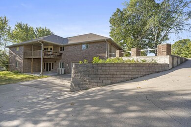 TABLE ROCK LAKE HOME