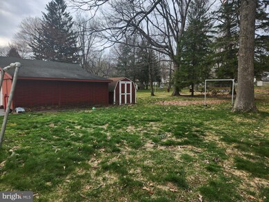 24 S Hollywood Blvd, Hazleton, PA 18202 - photo 6