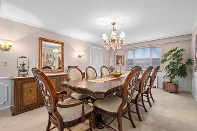 Banquet sized Dining Room