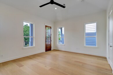 4212 Schuler St, Houston, TX 77007 - photo 4