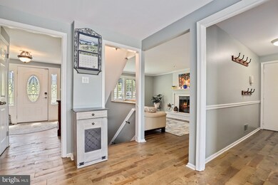 2228 Regina Dr, Clarksburg, MD 20871 - photo 5